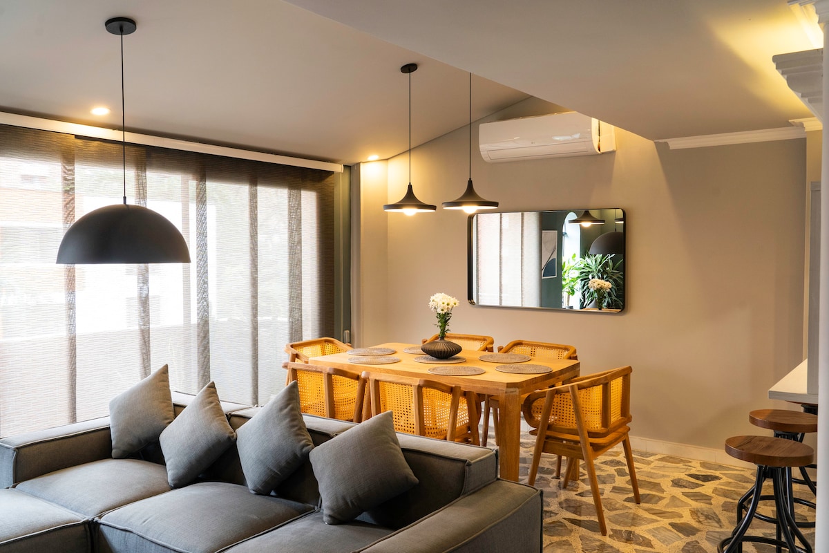 Air Conditioning/500 MB Internet/4 bed/3 bath - Photo 2