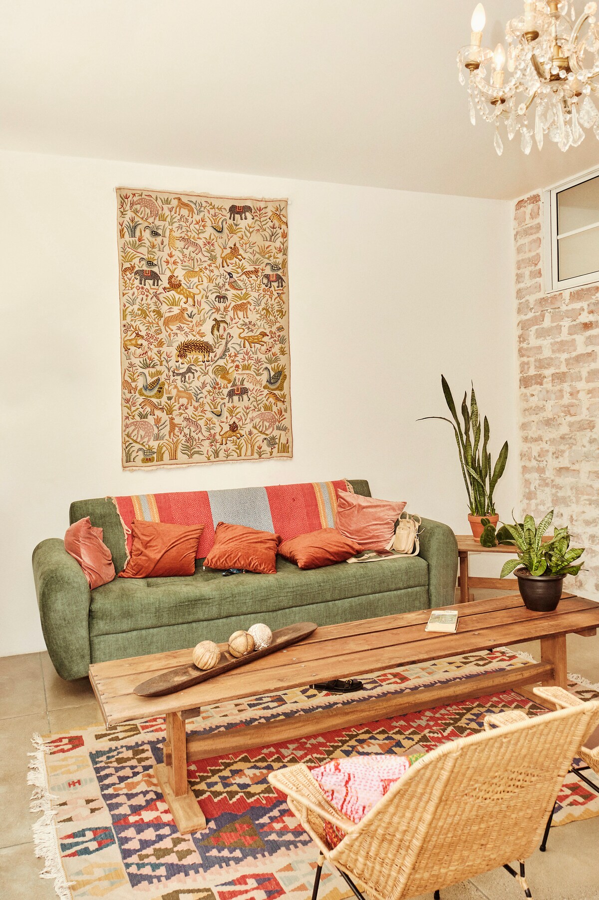 Rustic Private APT Near Gato de Tejada -7 Min Walk - Photo 16