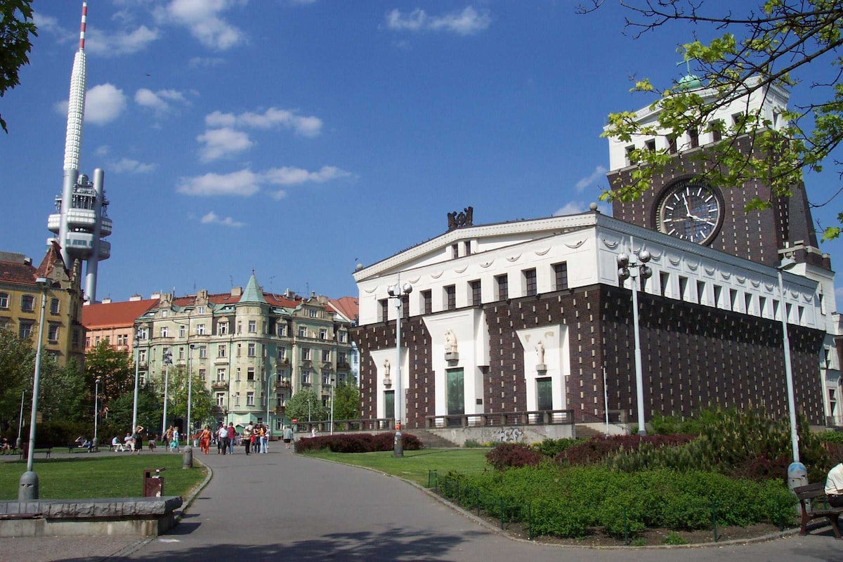 Stay in a Sleek Flat near TV Tower - Photo 36