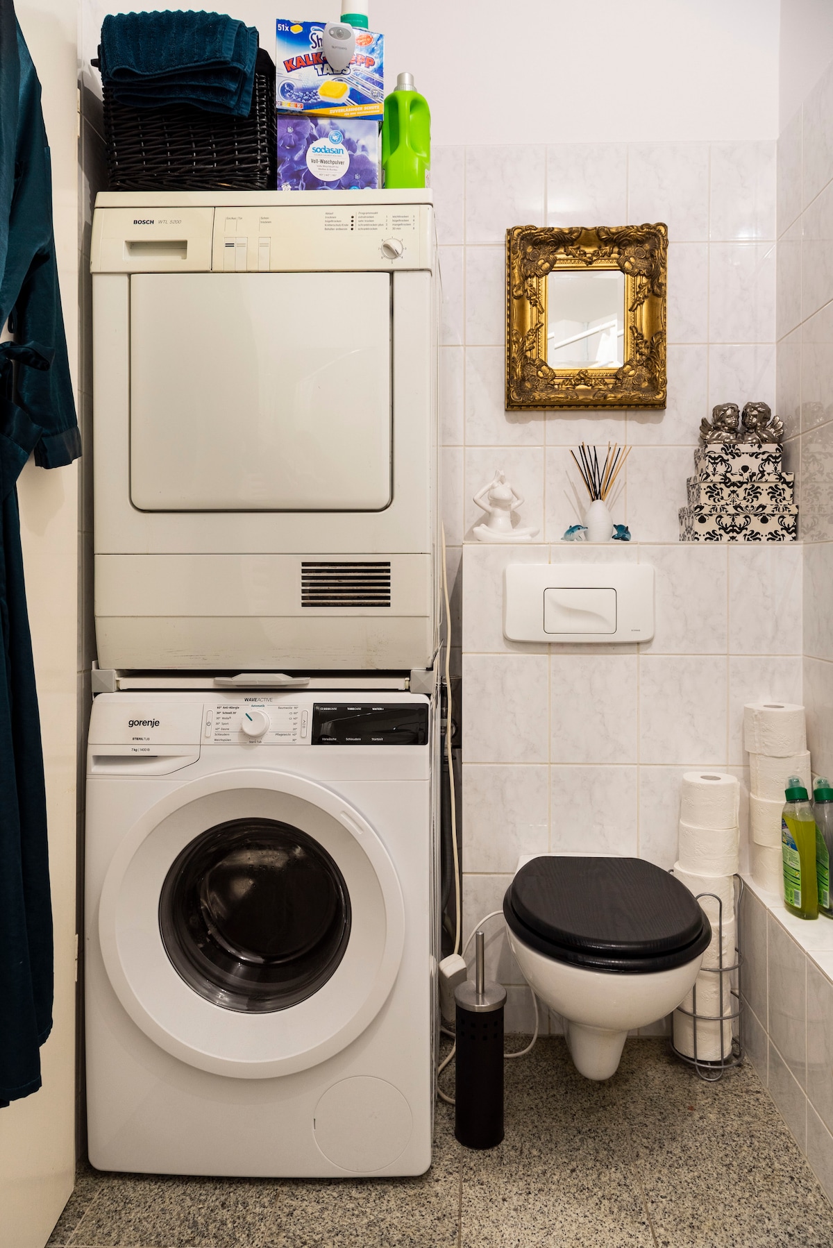 Sunny, elegant centre flat, high ceilings - Photo 22